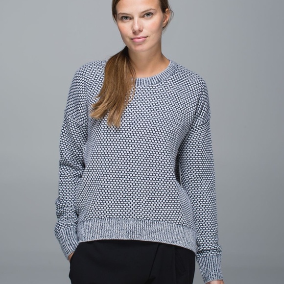 Lululemon Lululemon Yogi Crew Sweater size 6 in Inkwell/ White - Picture 3 of 5